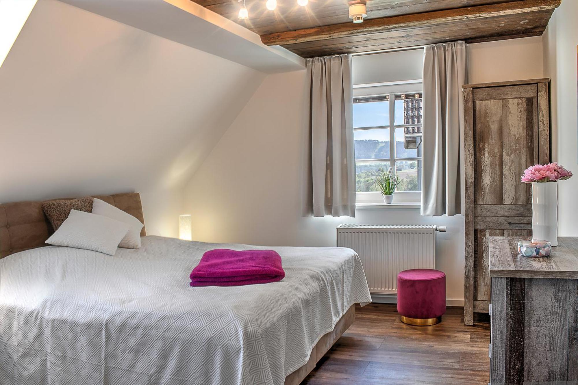Schloss Falkenhaus Bad Berneck im Fichtelgebirge Luaran gambar