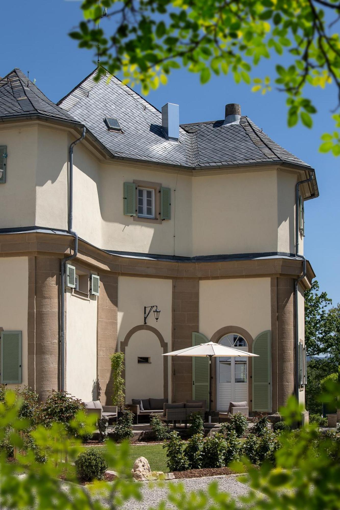 Schloss Falkenhaus Bad Berneck im Fichtelgebirge Luaran gambar